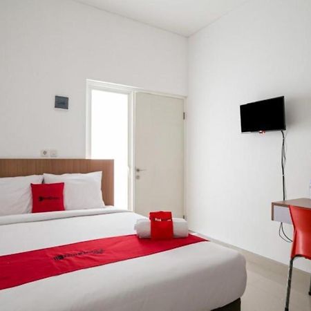 Reddoorz Syariah Near Lapangan Pancasila Simpang Lima Hostel Semarang Luaran gambar