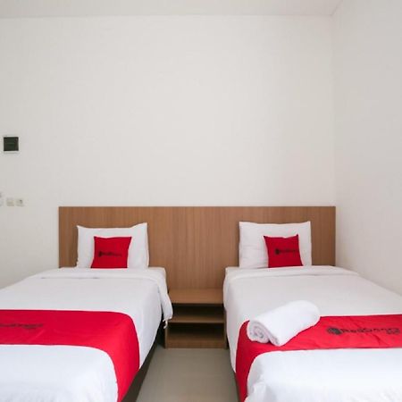 Reddoorz Syariah Near Lapangan Pancasila Simpang Lima Hostel Semarang Luaran gambar