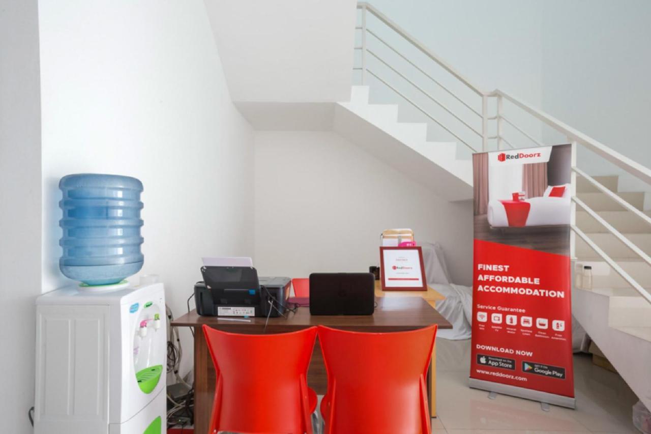 Reddoorz Syariah Near Lapangan Pancasila Simpang Lima Hostel Semarang Luaran gambar