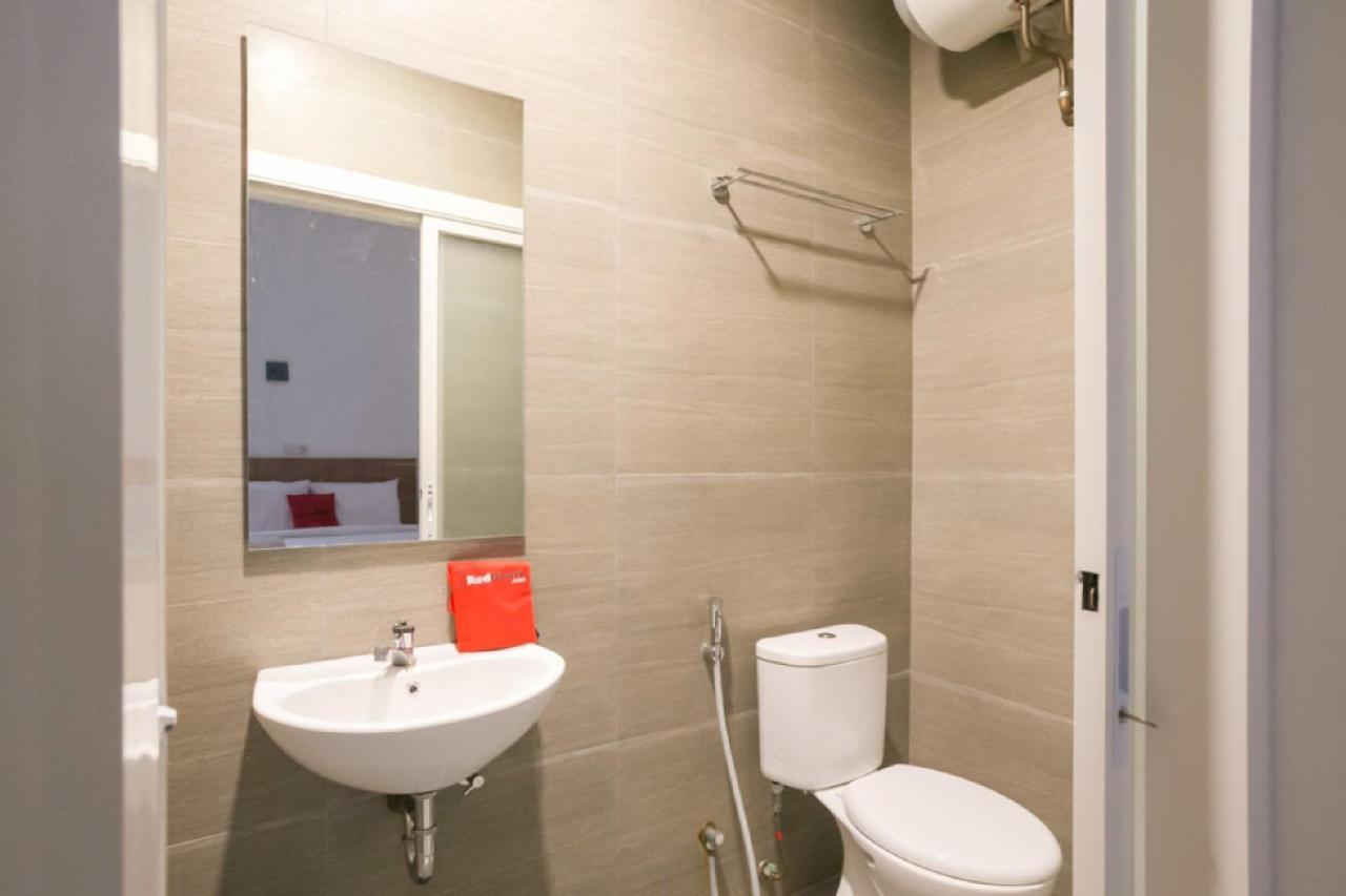 Reddoorz Syariah Near Lapangan Pancasila Simpang Lima Hostel Semarang Luaran gambar